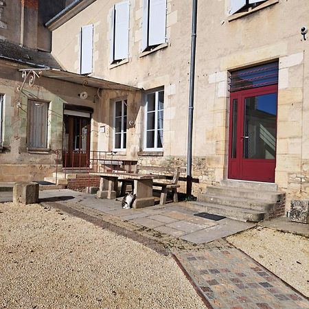 Au P'Tit Gueul'Ton Bed & Breakfast Les Aix-d'Angillon Екстериор снимка